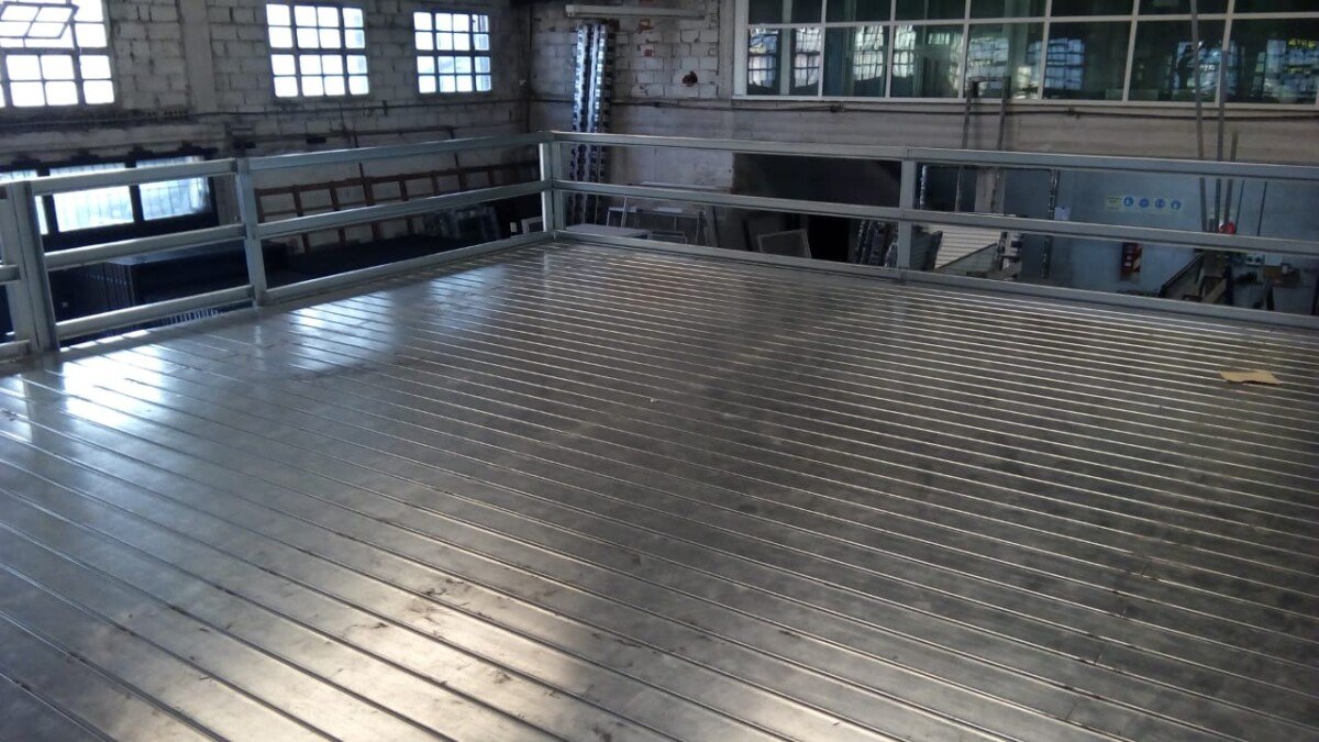 Entrepiso metalico de tablillas galvanizadas